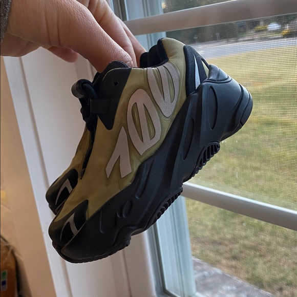 Yeezy Other - adidas Yeezy Boost 700 MNVN